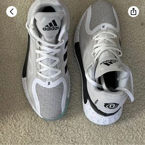 Men’s Adidas White D Rose Size 10